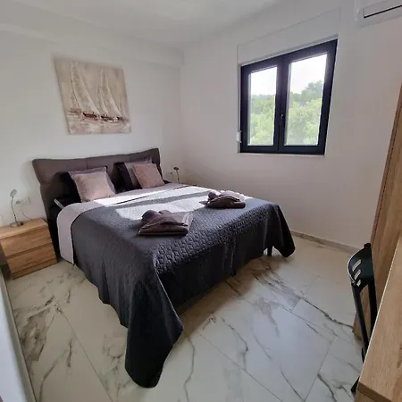 Luxury Sea View * 特罗吉尔